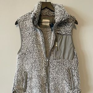 Abercrombie Sherpa vest with faux leather